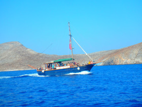 Boat trips and excursions on Crete Greece (37)